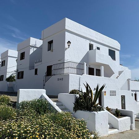 Los Lances Beach Apartments 塔里法 外观 照片