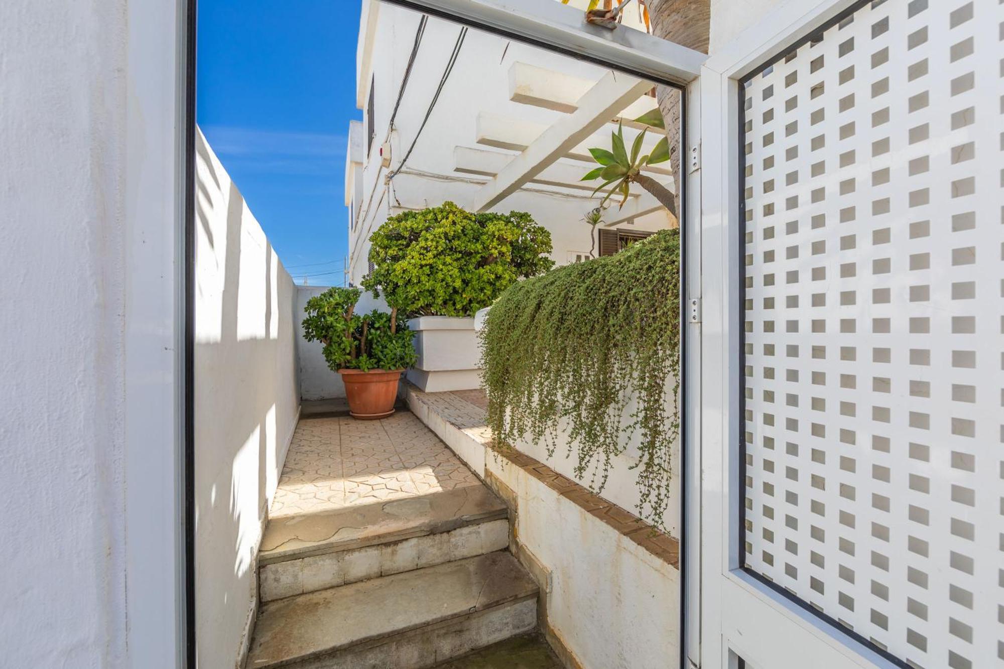 Los Lances Beach Apartments 塔里法 外观 照片