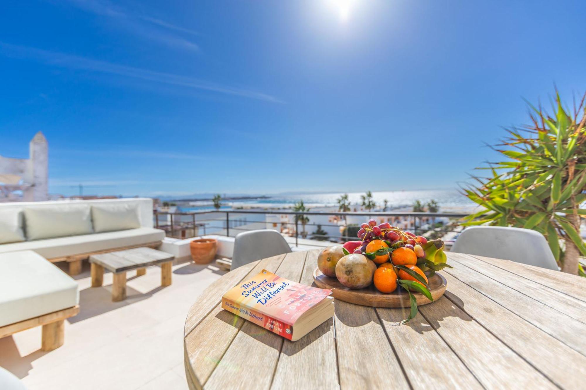 Los Lances Beach Apartments 塔里法 外观 照片