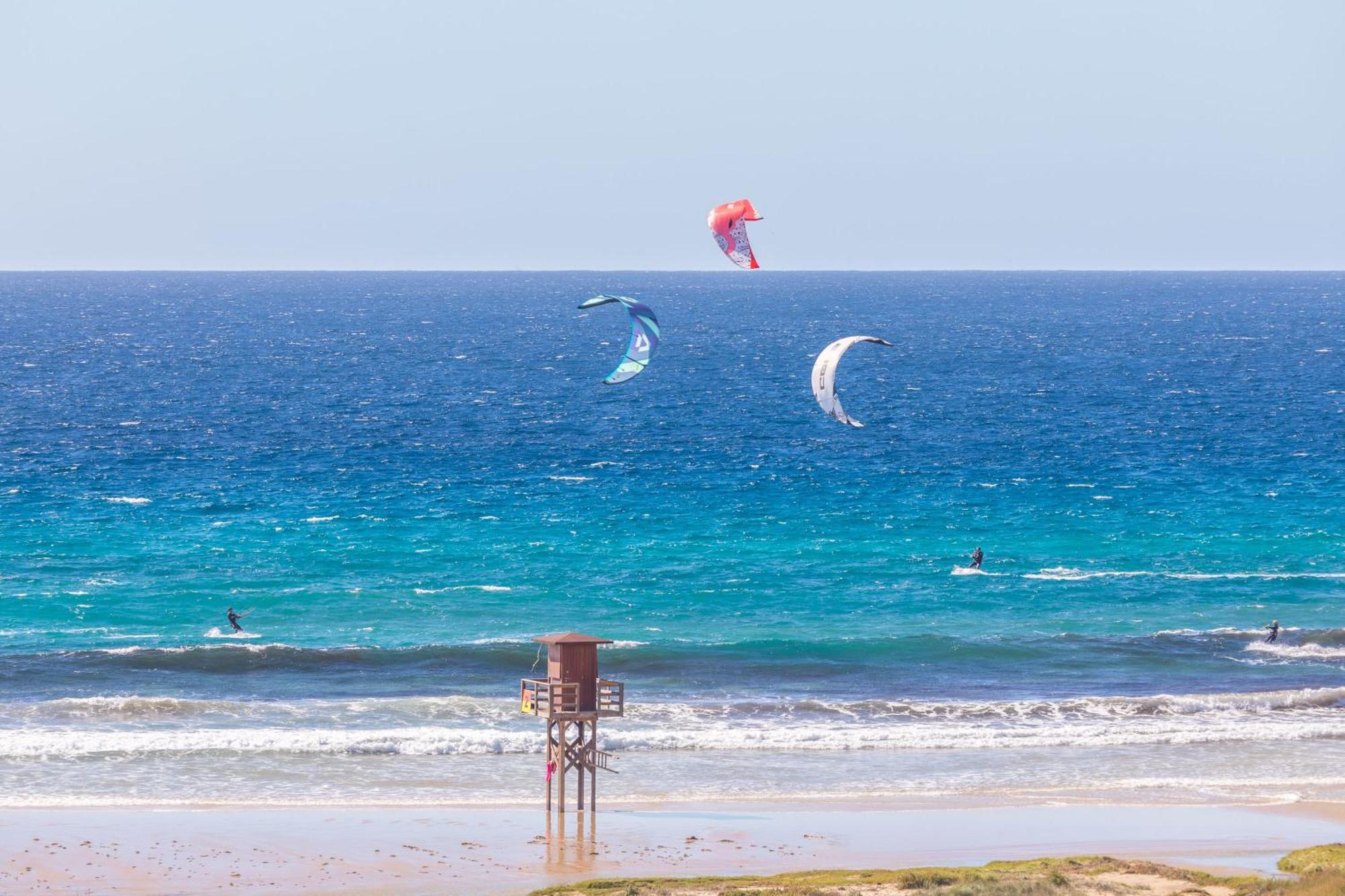 Los Lances Beach Apartments 塔里法 外观 照片