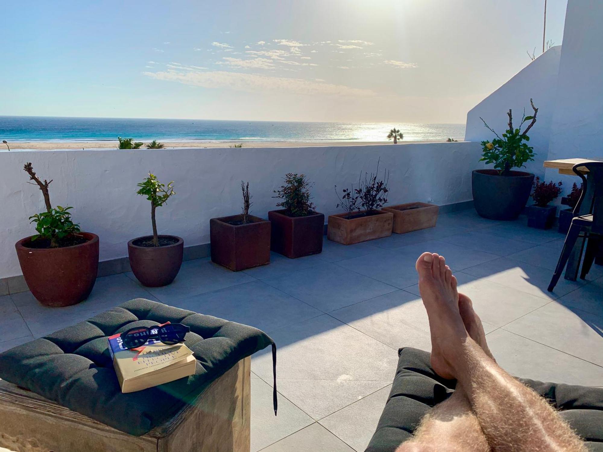 Los Lances Beach Apartments 塔里法 外观 照片
