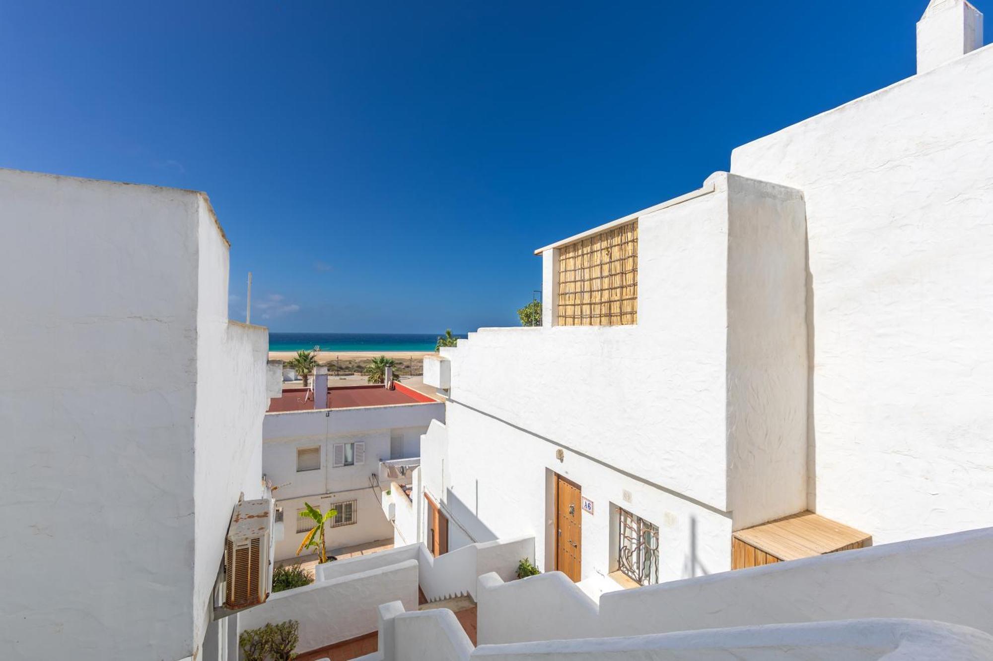 Los Lances Beach Apartments 塔里法 外观 照片
