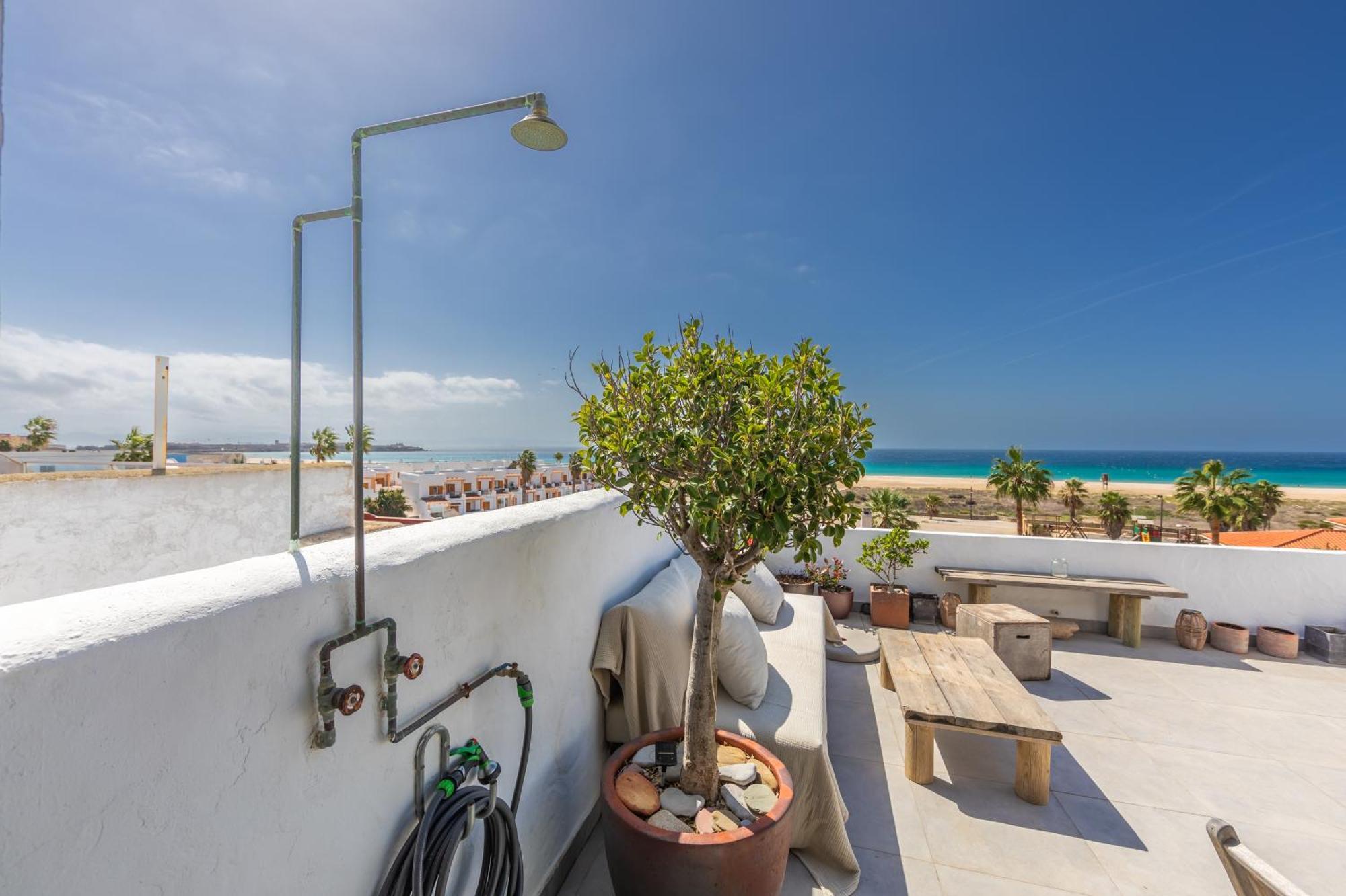 Los Lances Beach Apartments 塔里法 外观 照片