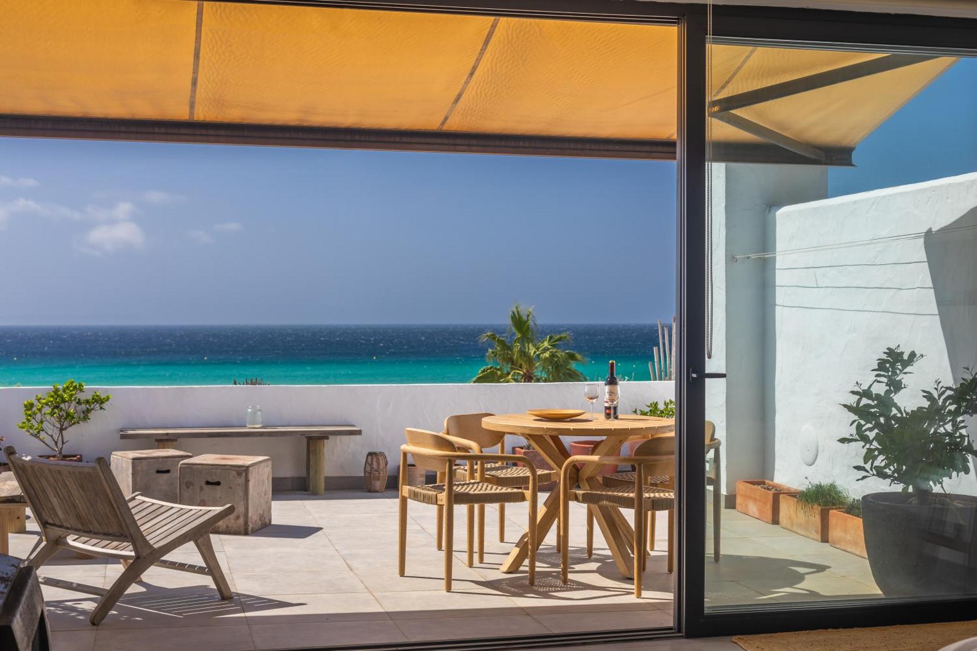Los Lances Beach Apartments 塔里法 外观 照片